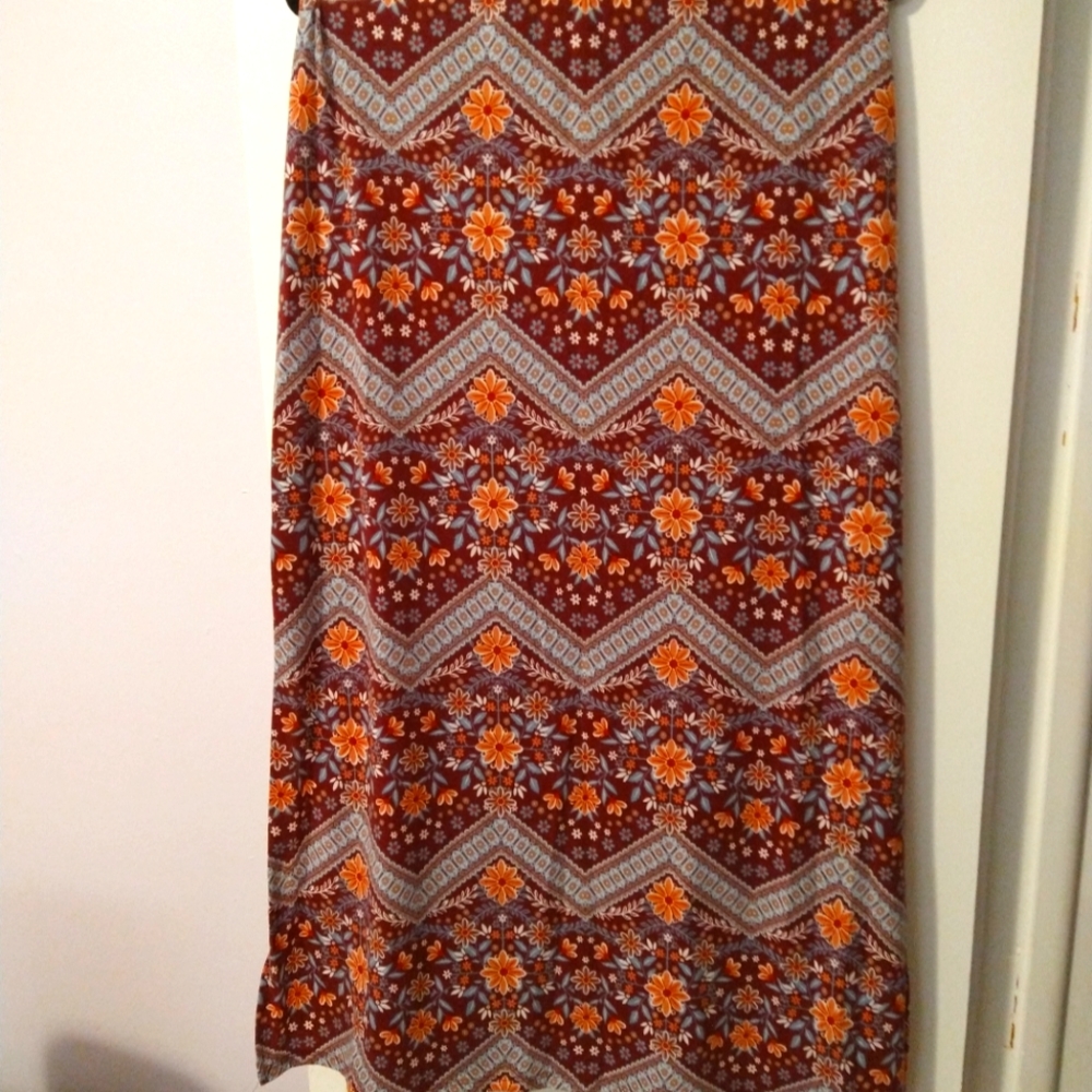 Joe B Maxi skirt, size XL